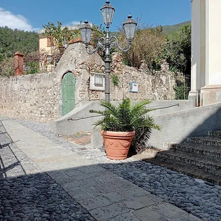 アパート Billa *