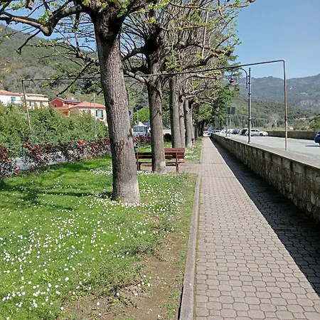 Billa アパート デイヴァ・マリーナ